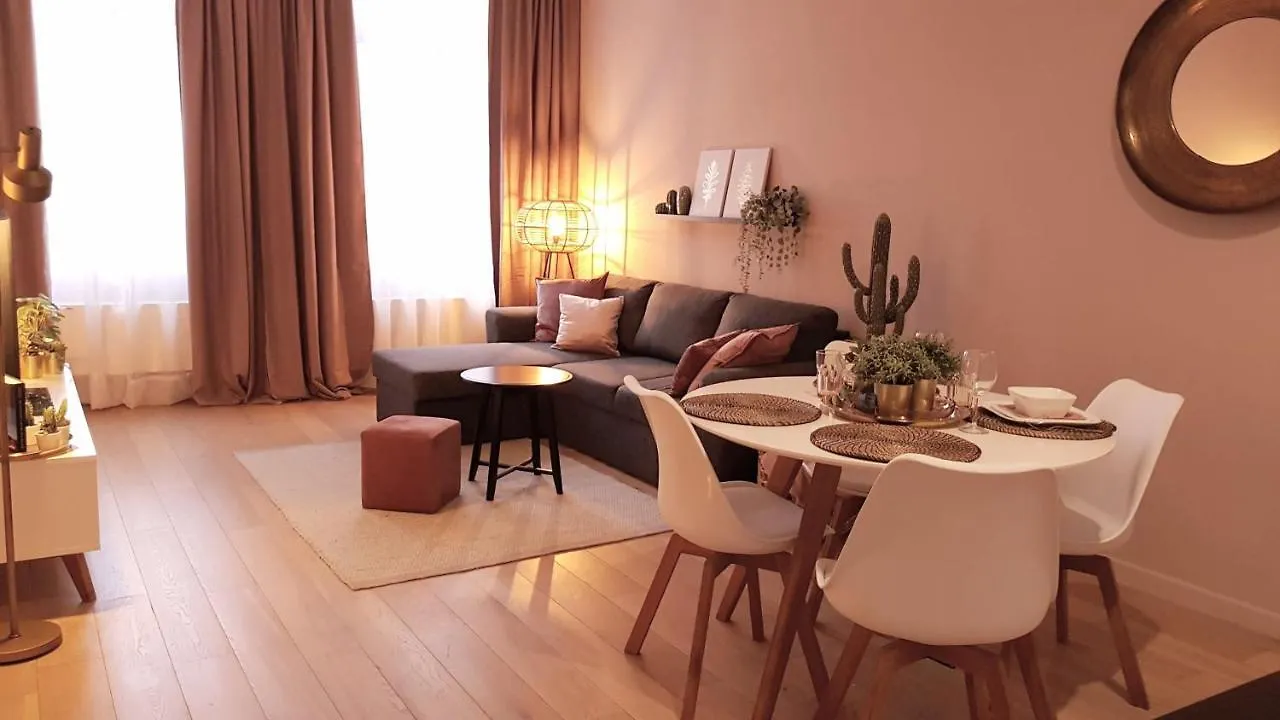 Bnb Antwerpen - Charmant Apartment